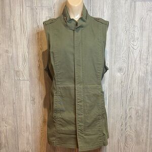 CAbi Explorer Utility Vest Olive/Army Green Size M
